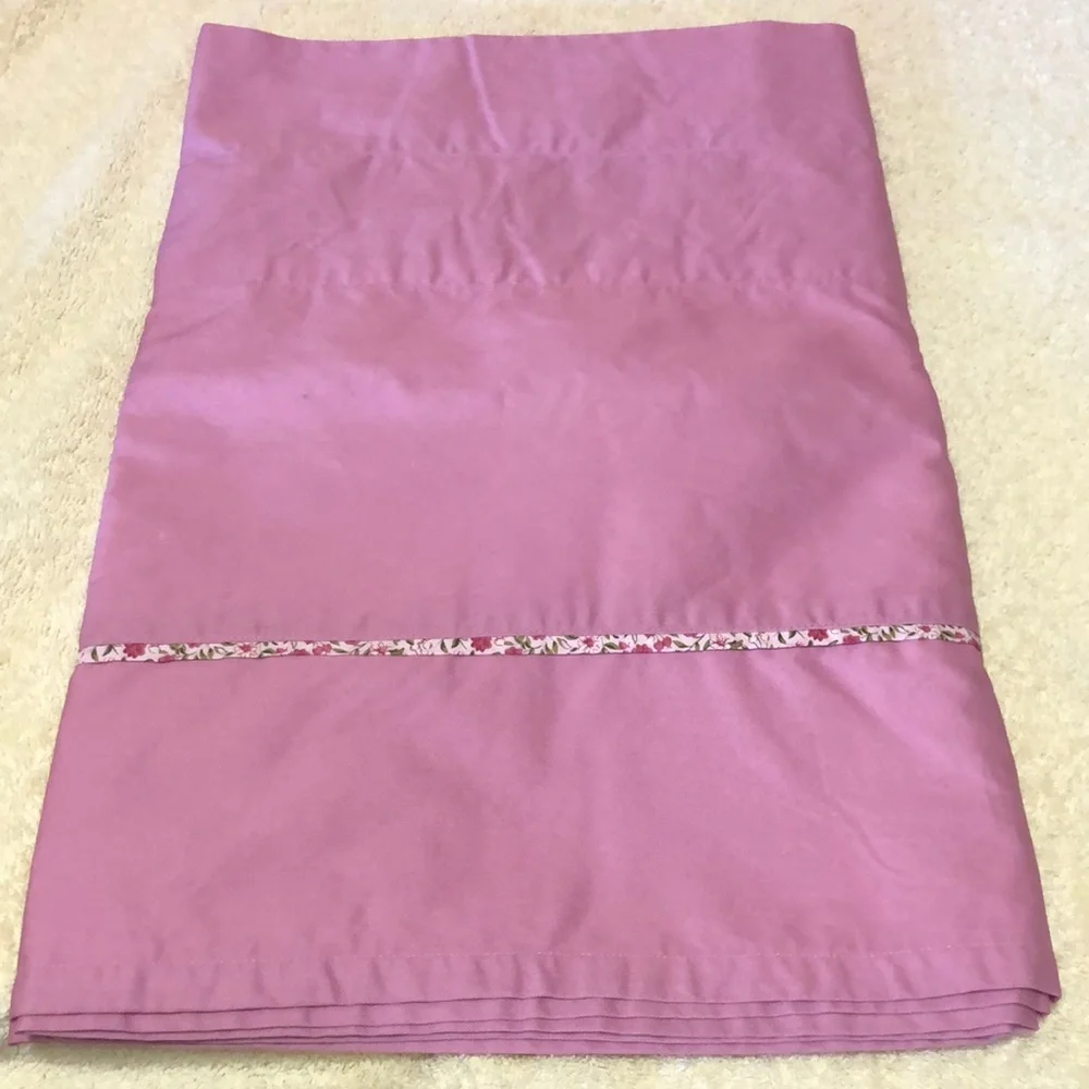 NEW Laura Ashley Lifestyles Peony Pink Blouson Valance 87”x 16” 100% Cotton